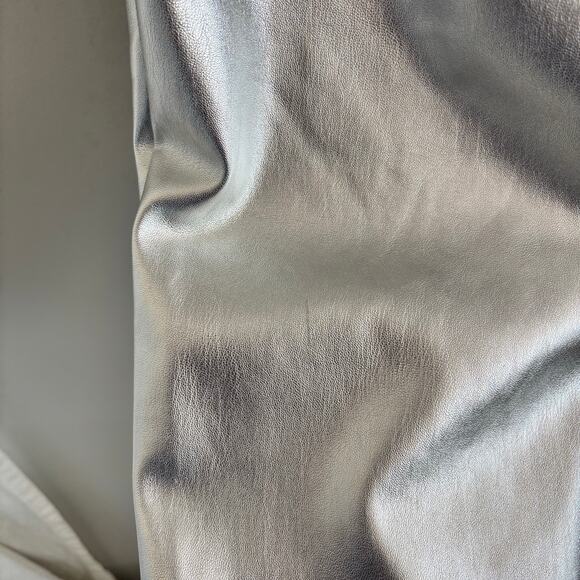 Abercrombie & Fitch Silver Metallic Faux Leather Pants Curve Love Size 4s - Picture 6 of 10